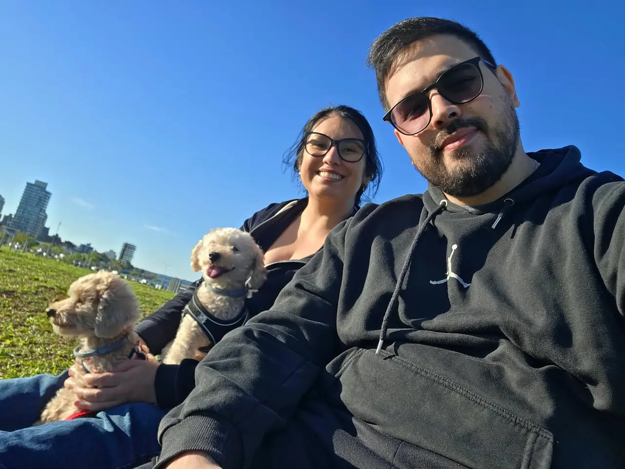 Milo & León · The poodle family
